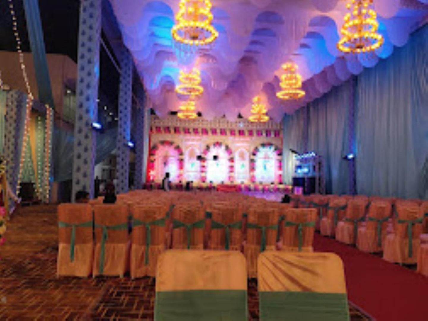 Guru Dev Palace Hotel & Lawn,Ayodhya 외부 사진