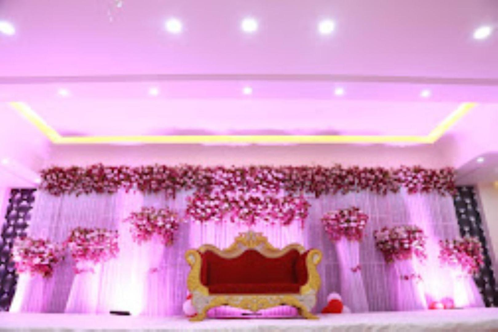 Guru Dev Palace Hotel & Lawn,Ayodhya 외부 사진