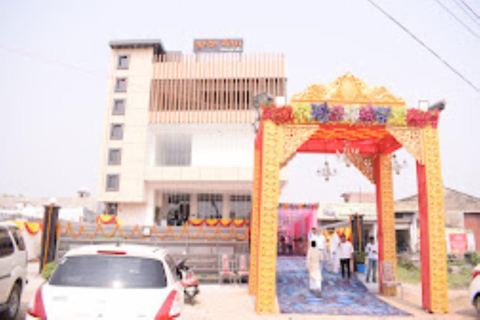 Guru Dev Palace Hotel & Lawn,Ayodhya 외부 사진